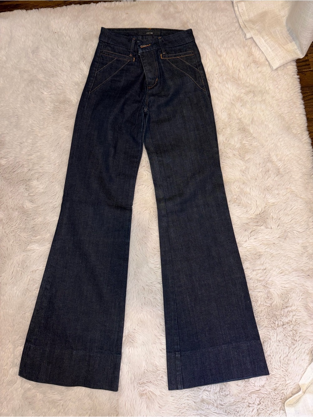 Joe's Jeans โThe Museโ Dark Indigo Flare Wide-Leg Jeans